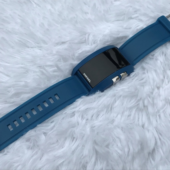 Diesel Men Watch Sport Digital Wrist Watch Blue Ru - Picture 2 of 8